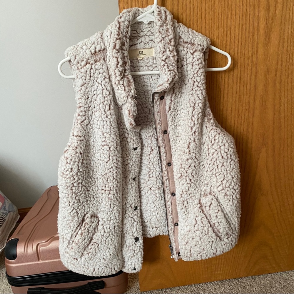 Thread & Supply sherpa Vest